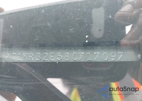 2008 Toyota Matrix из США, поврежденный, VIN 2T1KR32E58C717097